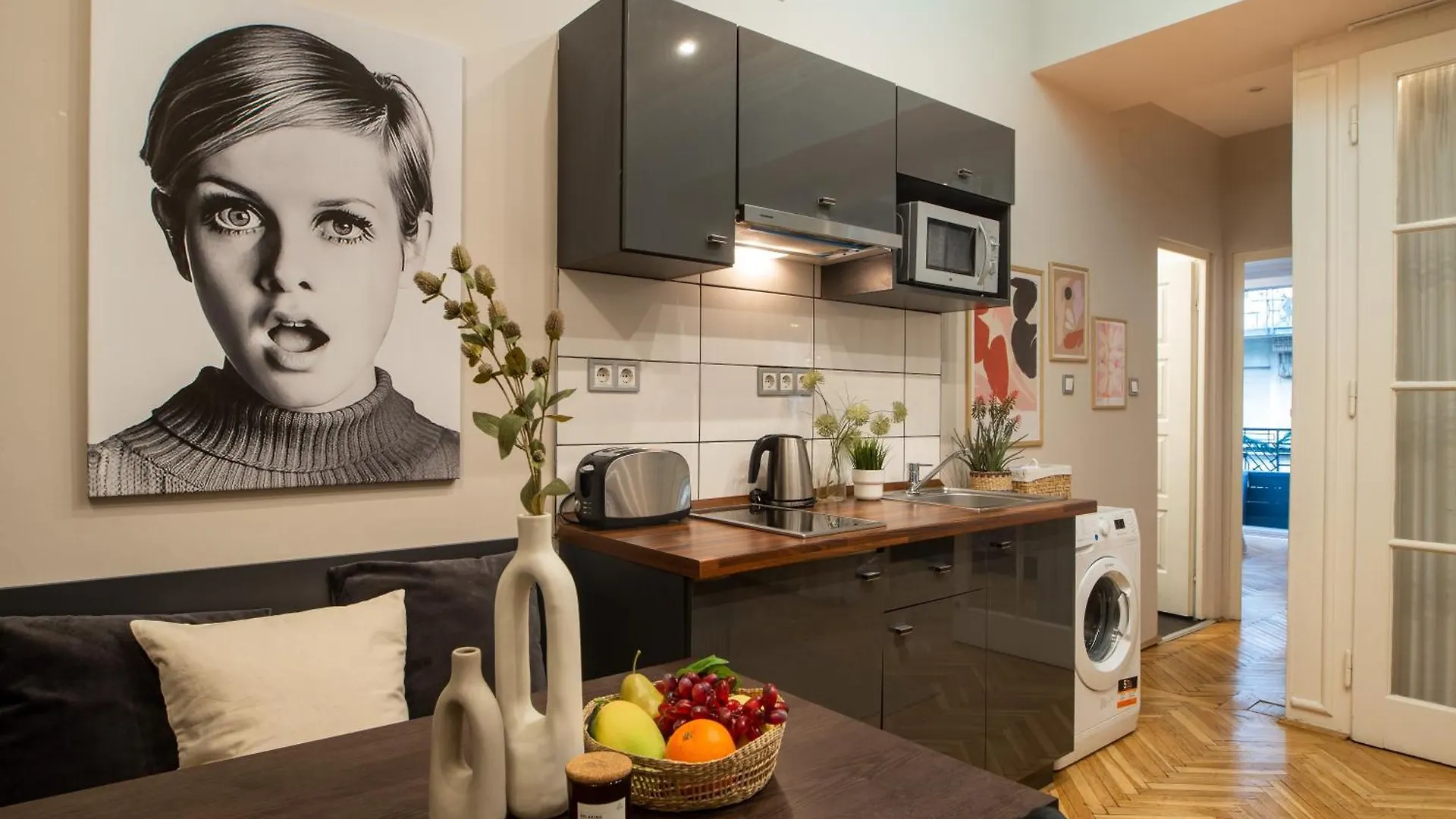 Super Central Cosy 3Br Near Newyork Cafe With Balcony Budapest 0*,  Hungary